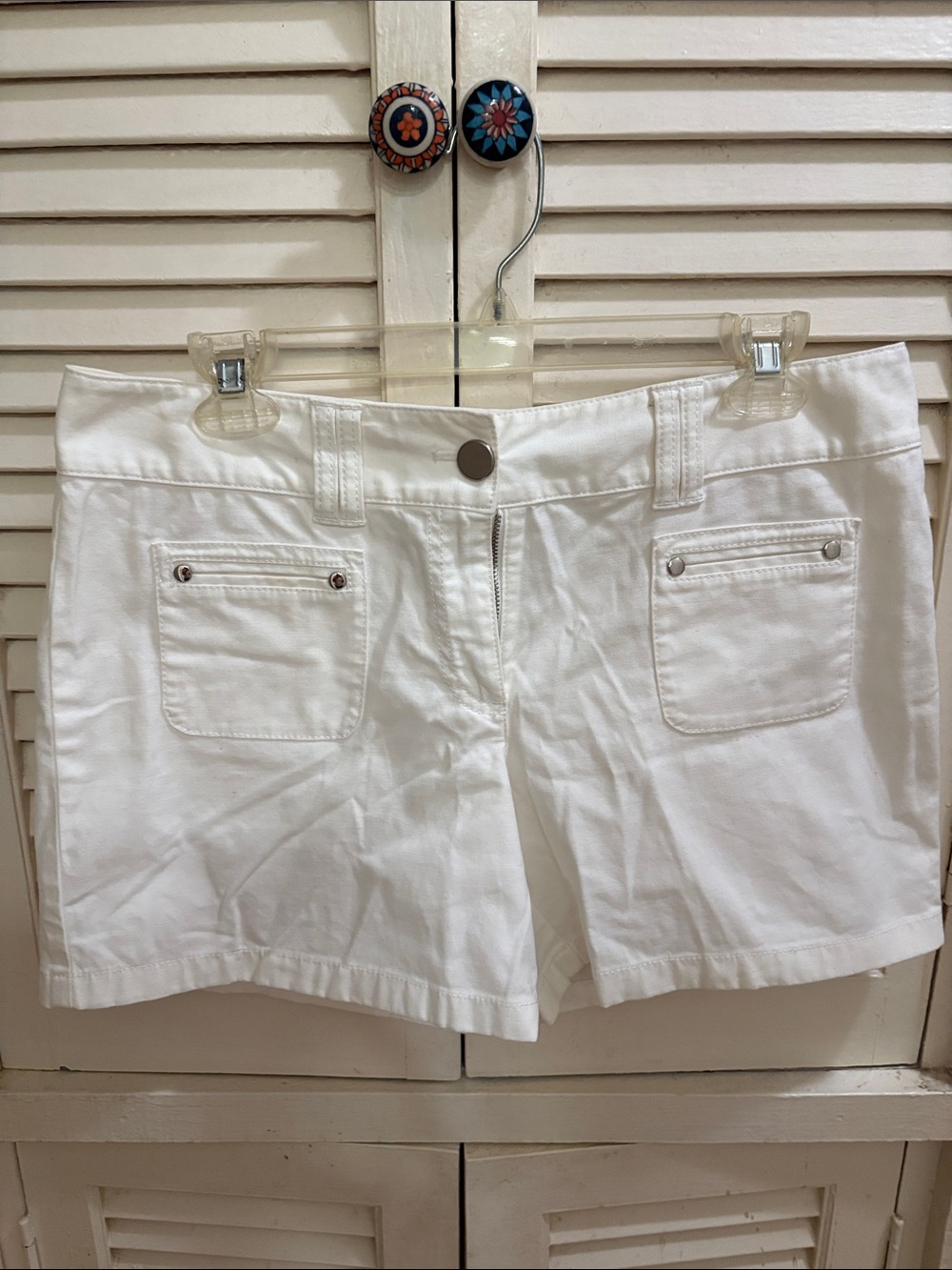 Ann Taylor White Casual Bermuda Shorts